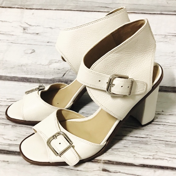 Via Spiga Shoes - Via Spiga White Leather Buckle Heel Sandal